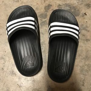 Adidas Slip-ons Kids Size 12